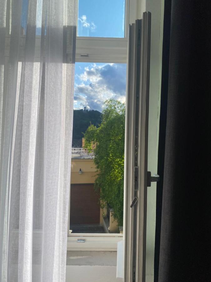 Four Rooms Carlsbad Authentic Karlovy Vary Exterior foto